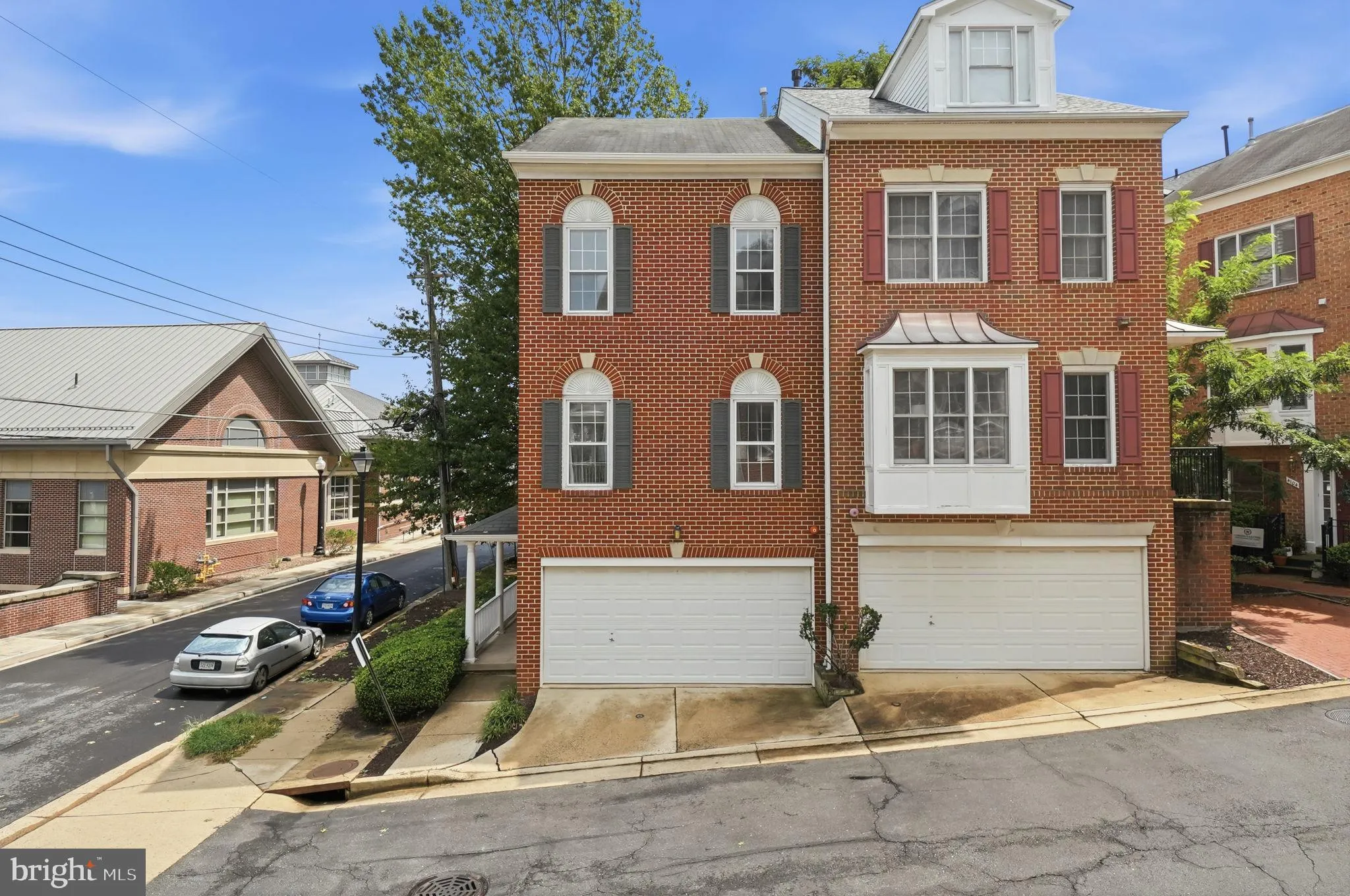 4096 21ST ROAD, Arlington, VA 22207