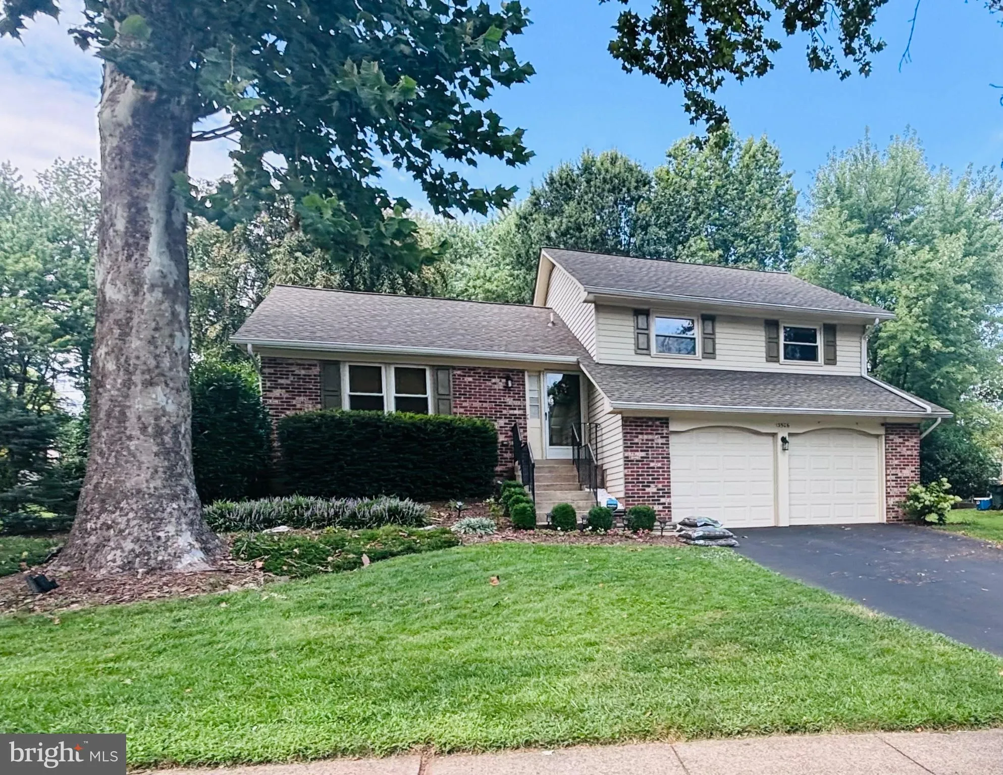 13506 GLENDUNDEE DRIVE, Herndon, VA 20171