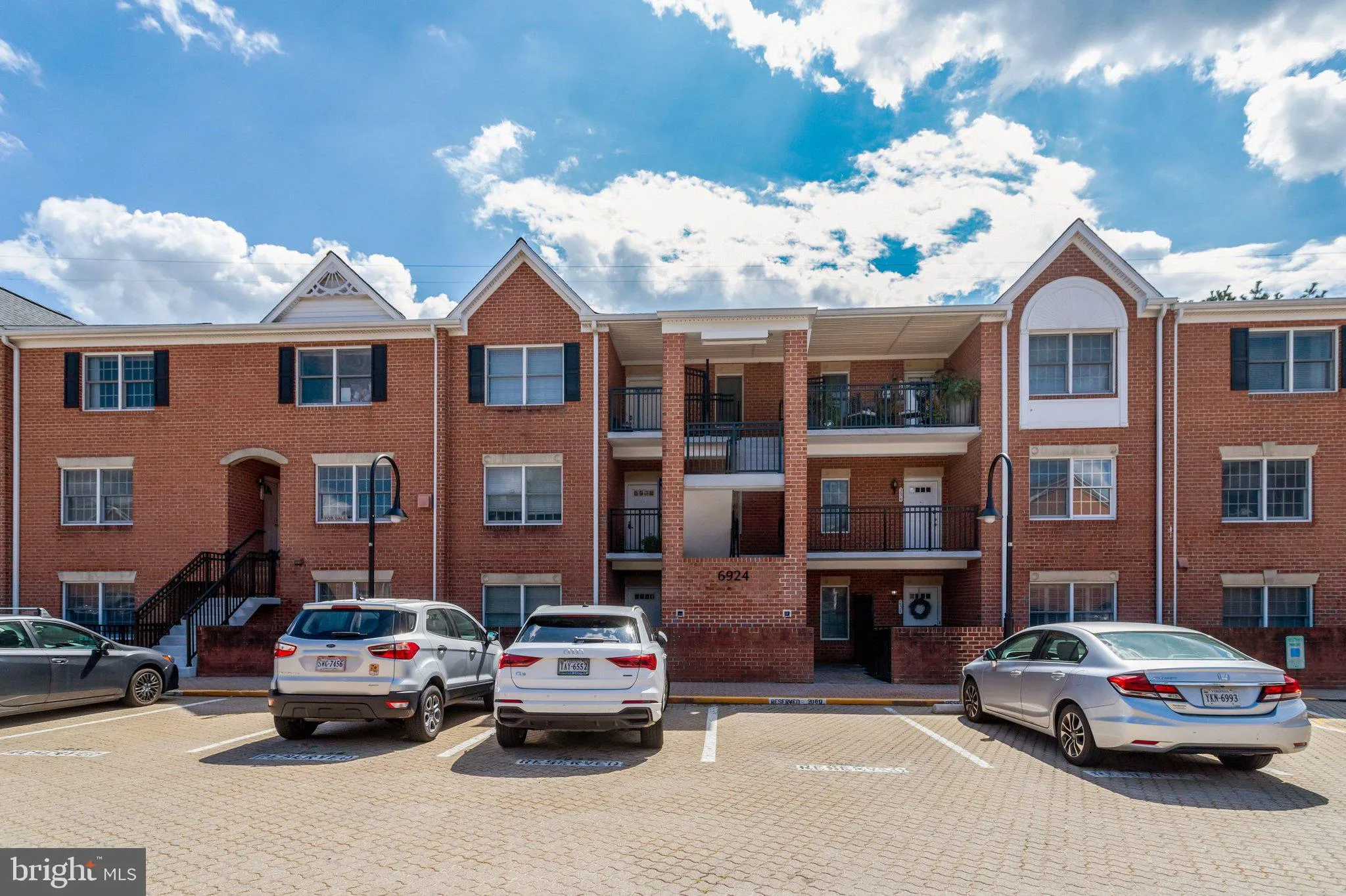 6924 FAIRFAX DRIVE, Arlington, VA 22213