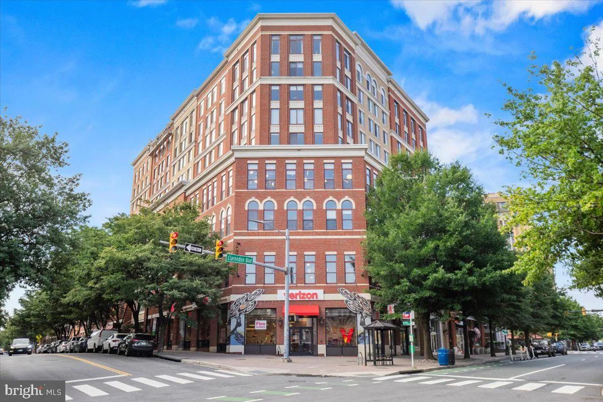 1220 FILLMORE STREET, Arlington, VA 22201