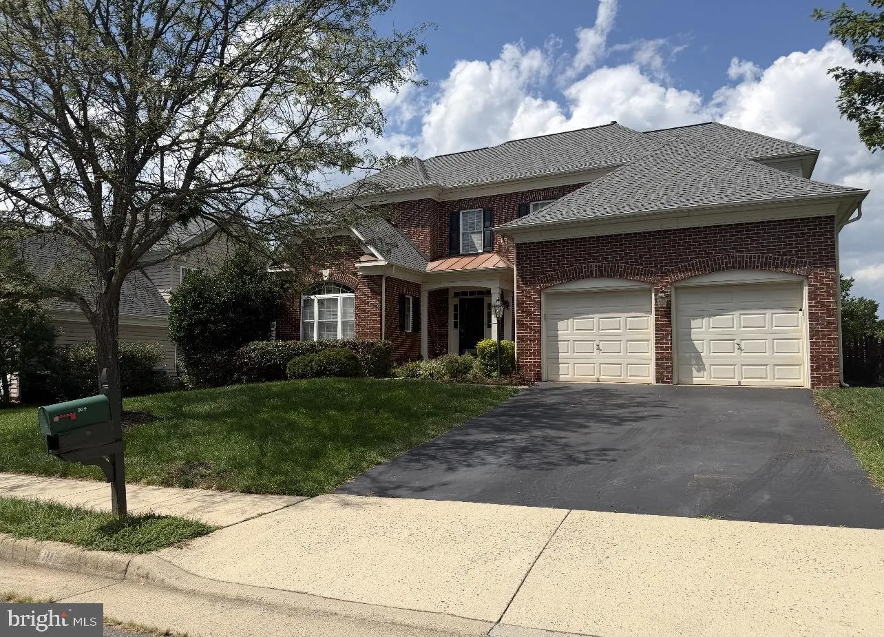 909 TINSMAN DRIVE, Leesburg, VA 20176