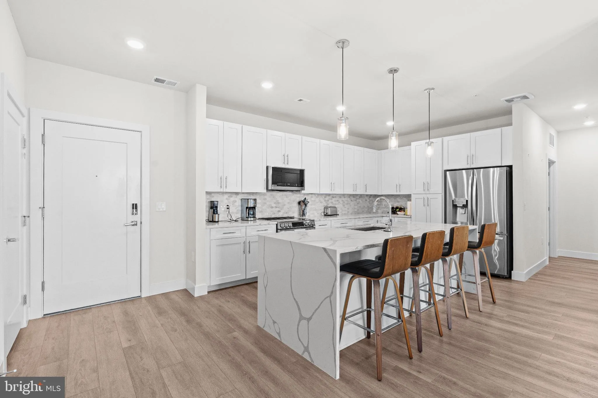 1761 OLD MEADOW ROAD, Mclean, VA 22102