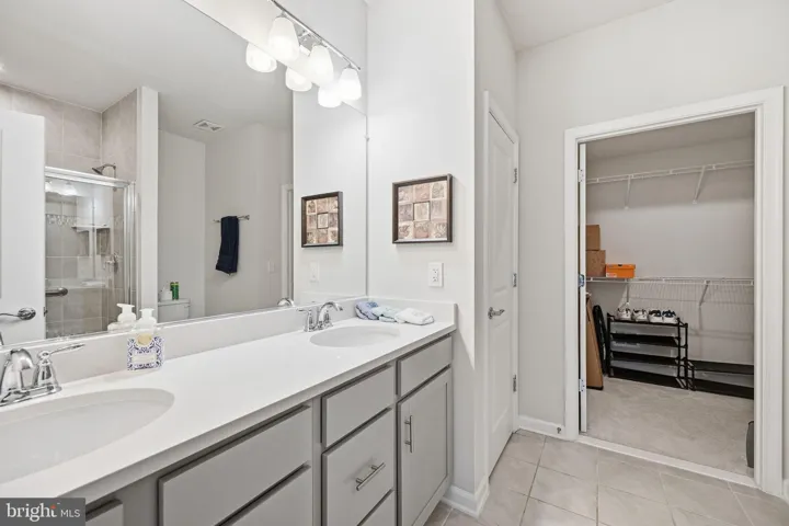 6301 Virginia Bluebell Ln, Haymarket, Virginia 20169