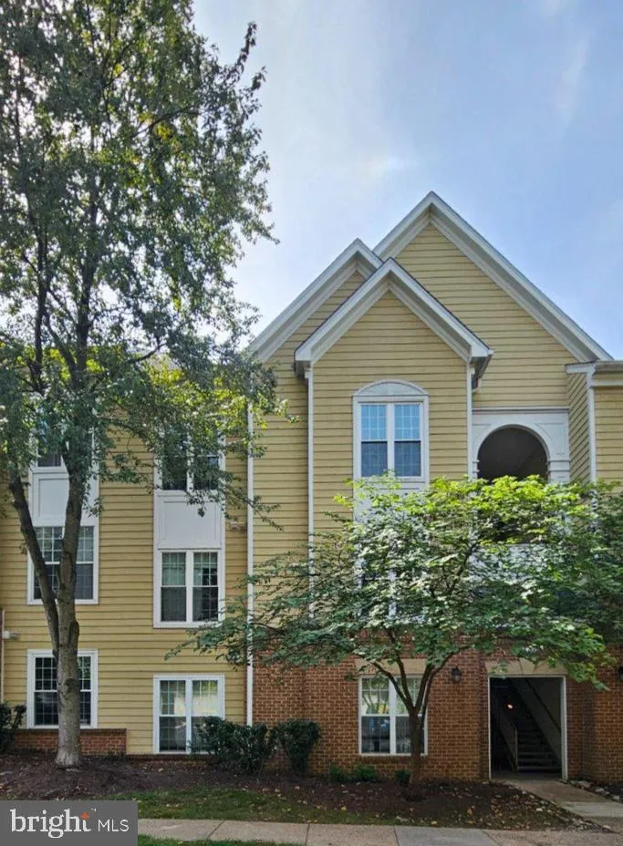 12909 ALTON SQUARE, Herndon, VA 20170
