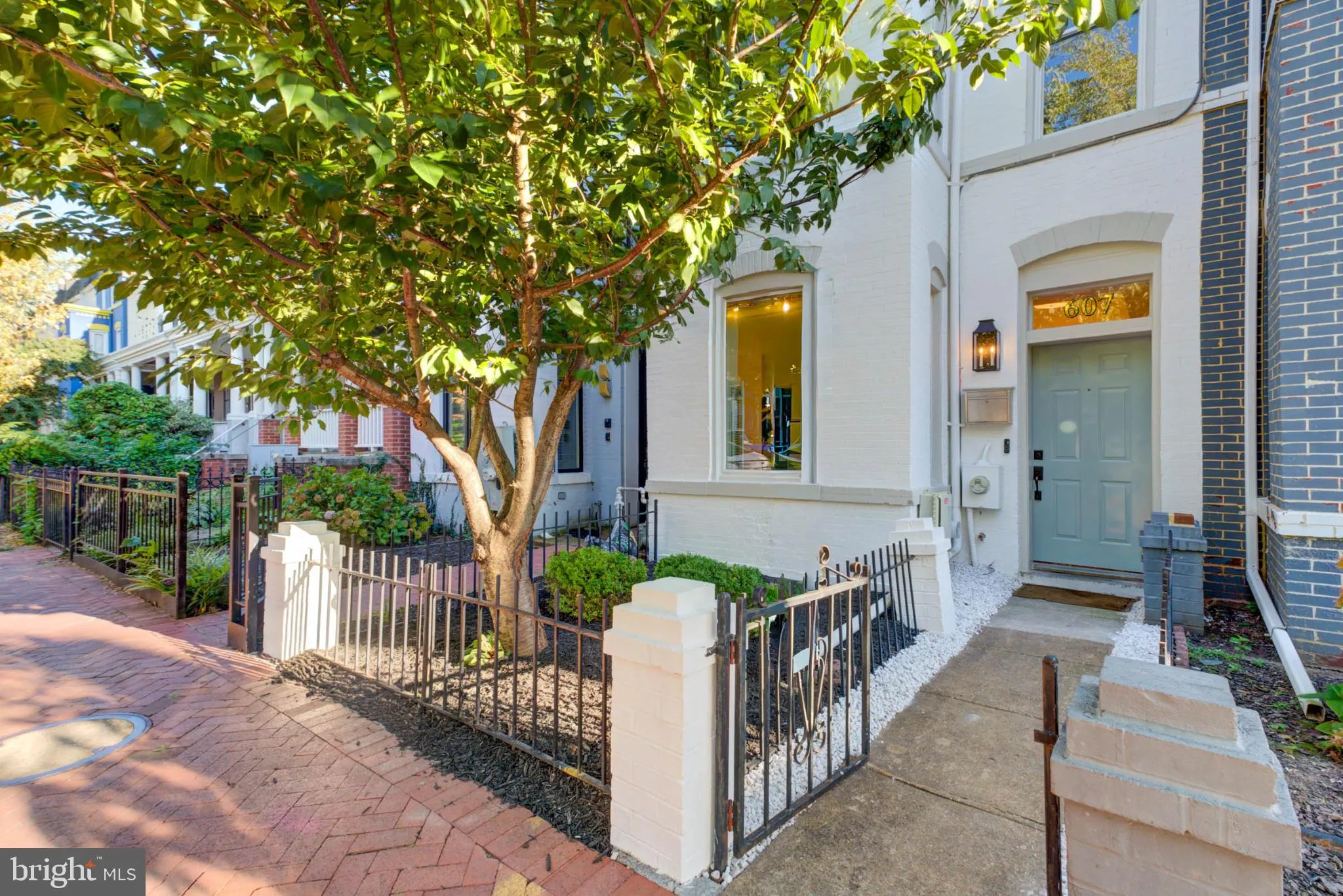 607 L STREET, Washington, DC 20002