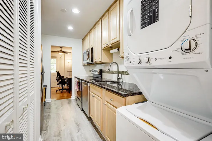 6295 Hillary Ct, Alexandria, Virginia 22315