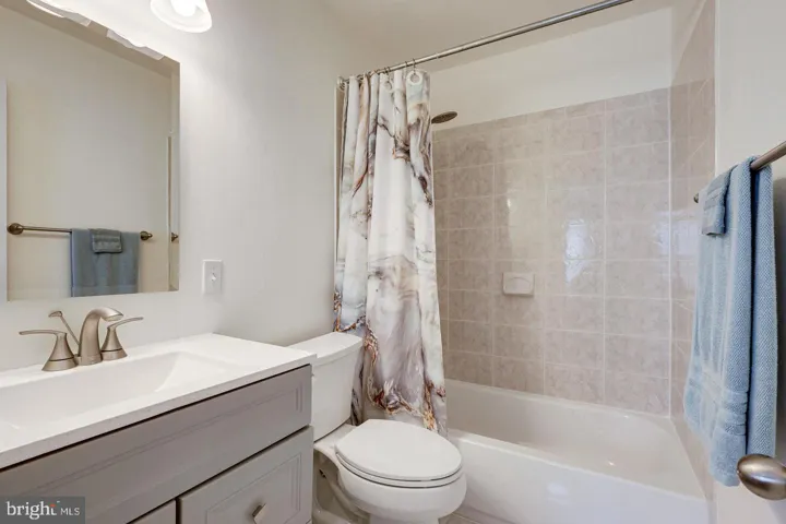 6295 Hillary Ct, Alexandria, Virginia 22315