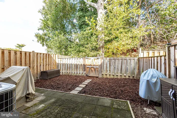 6295 Hillary Ct, Alexandria, Virginia 22315