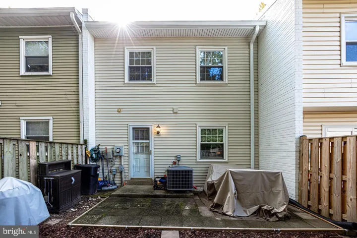 6295 Hillary Ct, Alexandria, Virginia 22315