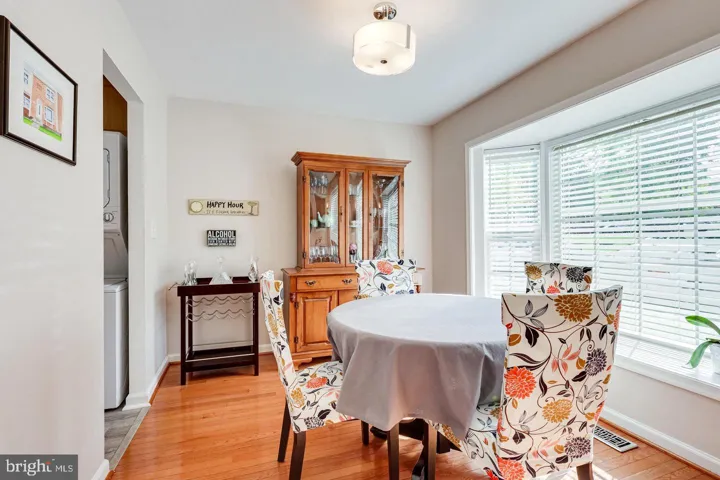 6295 Hillary Ct, Alexandria, Virginia 22315