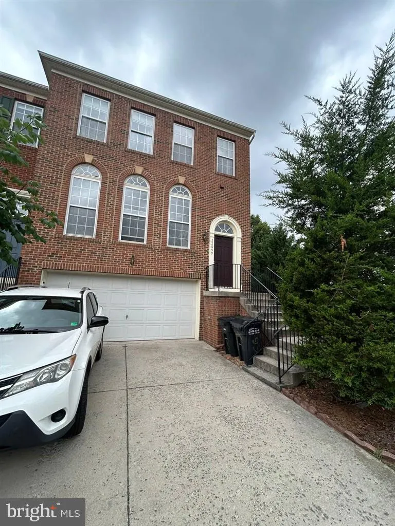 22099 CHELSY PAIGE SQUARE, Ashburn, VA 20148