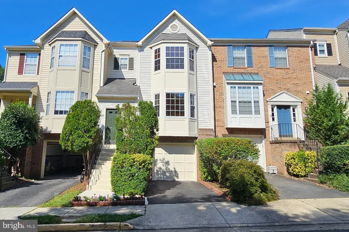 6888 KERRYWOOD CIRCLE, Centreville, VA 20121