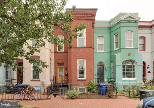 720 C STREET, Washington, DC 20002