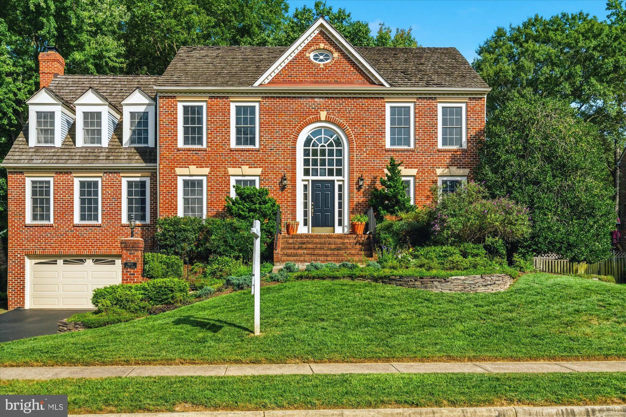 8811 SURREY COURT, Alexandria, VA 22309