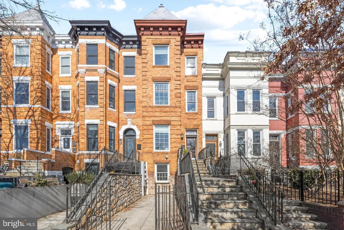 1237 KENYON STREET, Washington, DC 20010
