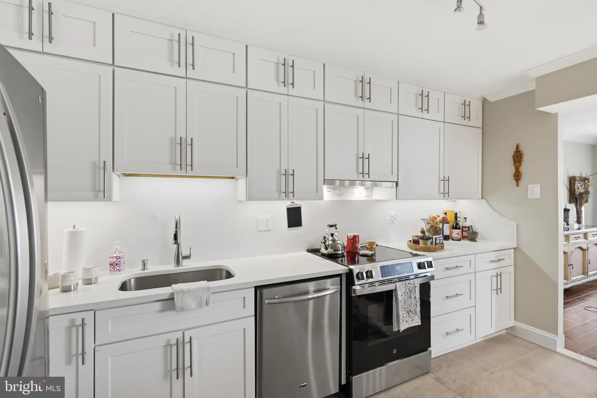 8360 GREENSBORO DRIVE, Mclean, VA 22102