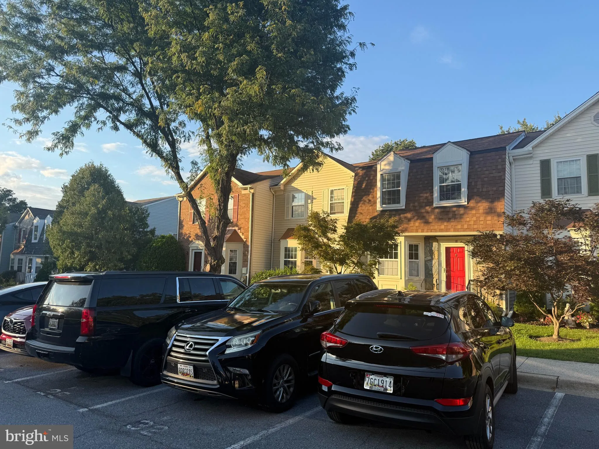 18 HUNTERS GATE COURT, Silver Spring, MD 20904