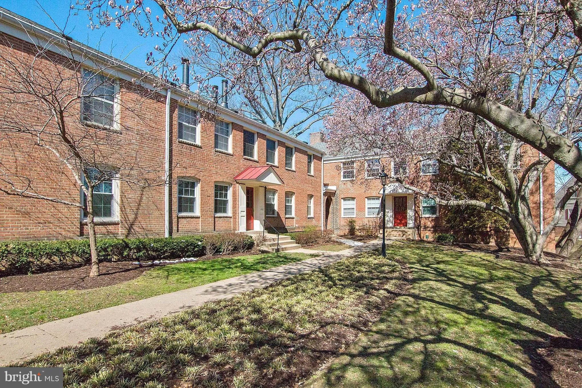 2409 ARLINGTON BOULEVARD, Arlington, VA 22201