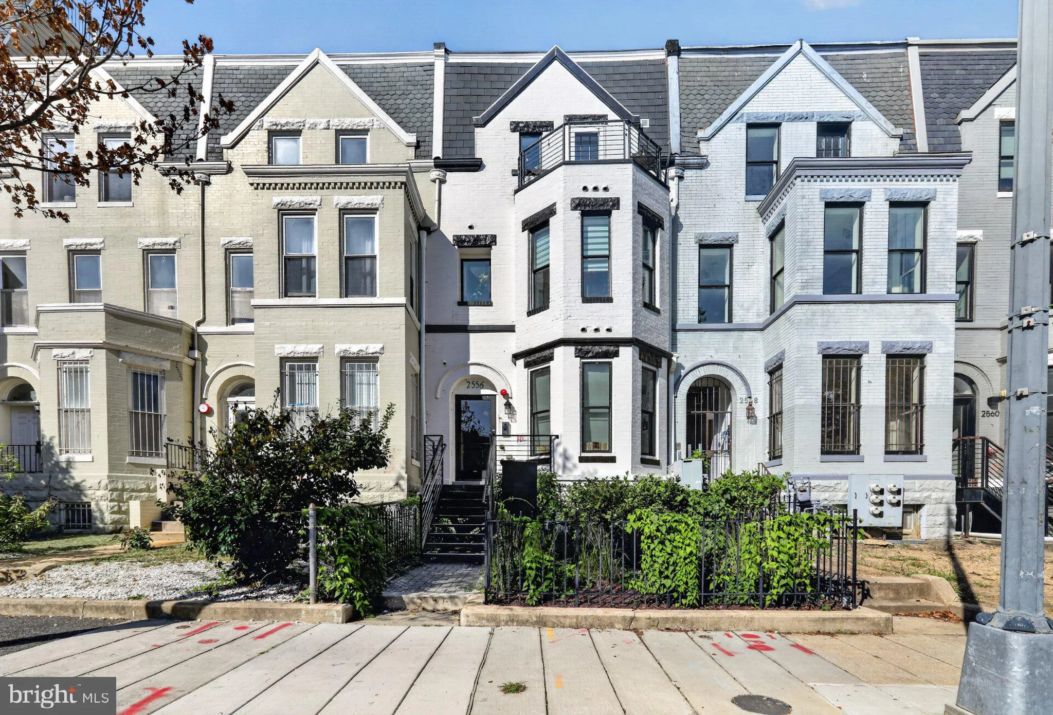 2556 UNIVERSITY PLACE, Washington, DC 20009