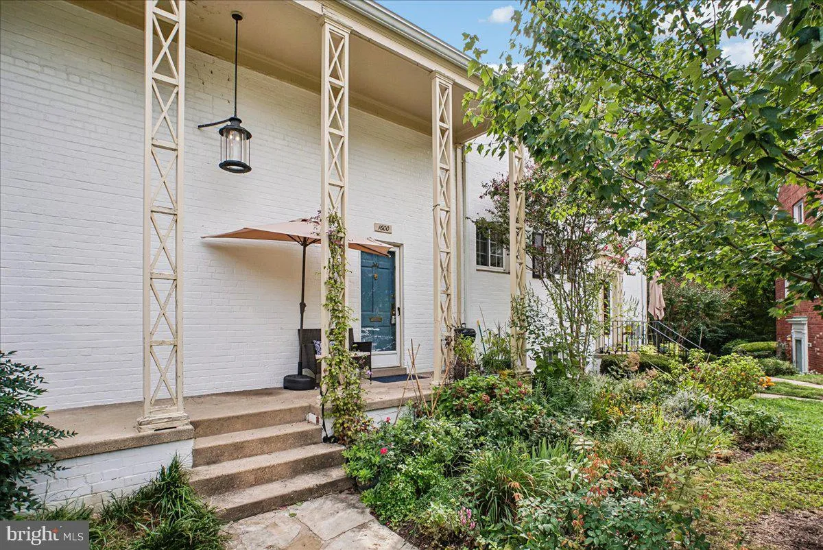 1600 RIPON PLACE, Alexandria, VA 22302