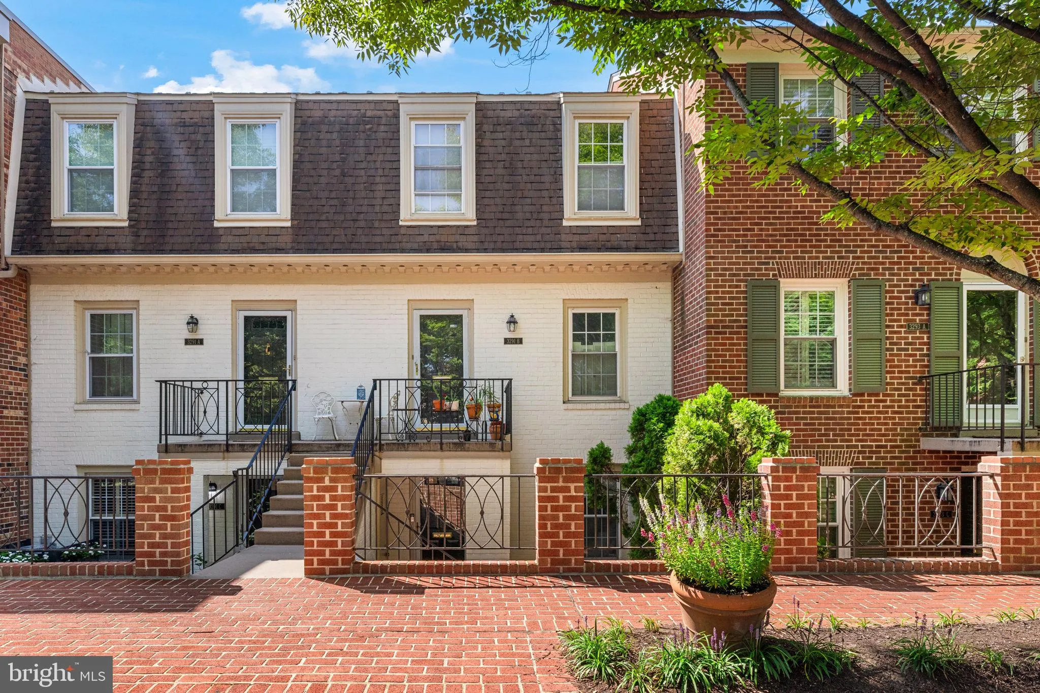 3291 SUTTON PLACE, Washington, DC 20016