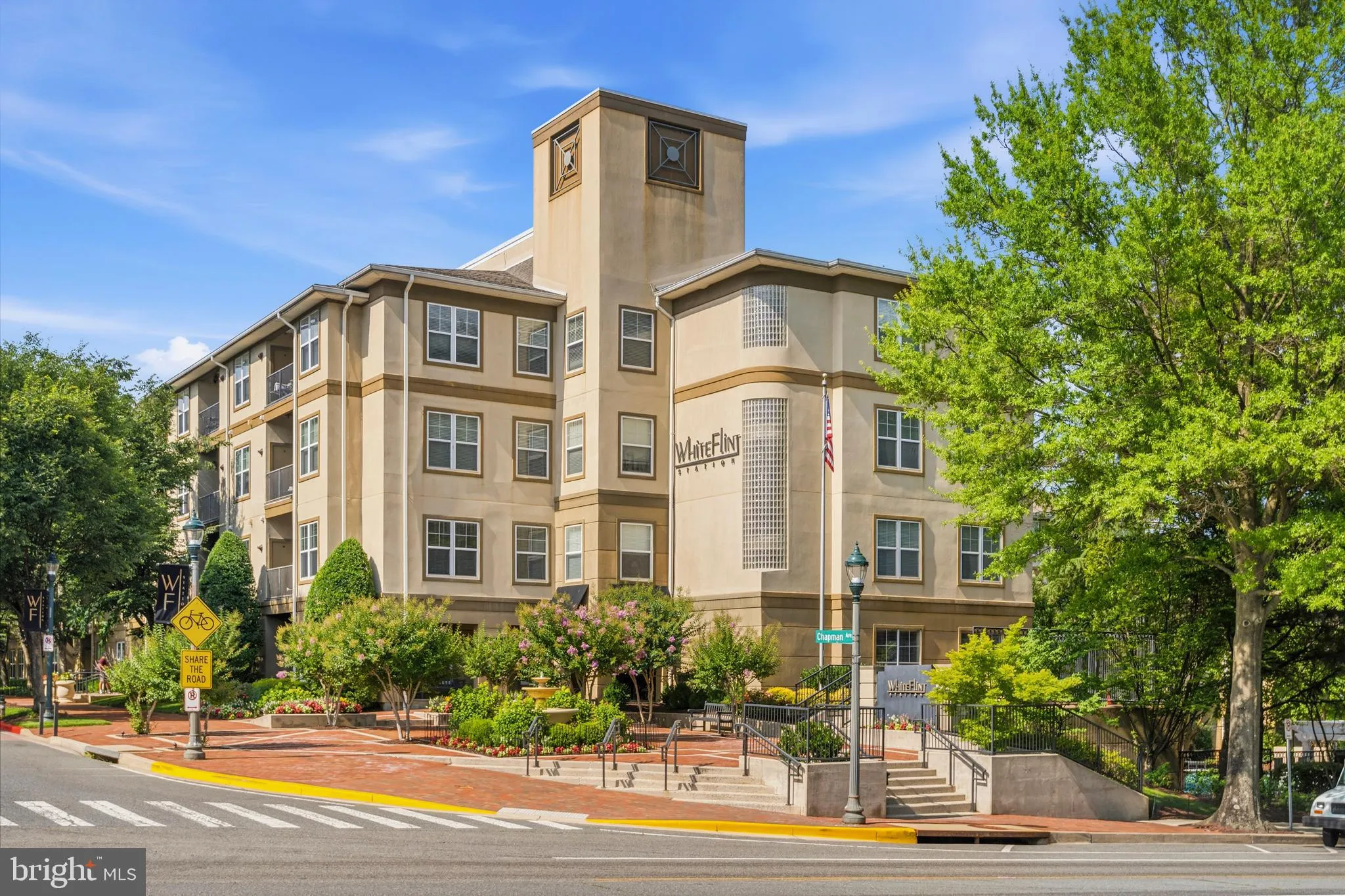 11750 OLD GEORGETOWN, Rockville, MD 20852