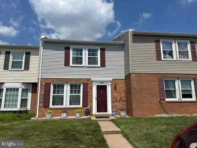 8852 TEAKWOOD COURT, Manassas, VA 20109
