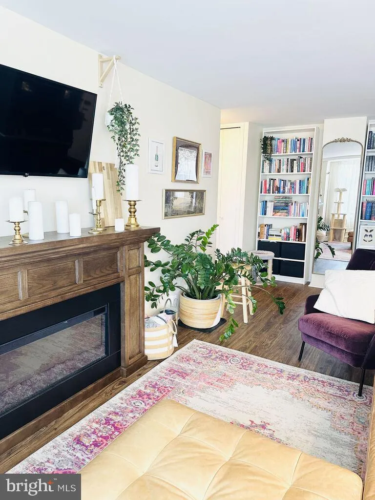 1545 18TH STREET, Washington, DC 20036
