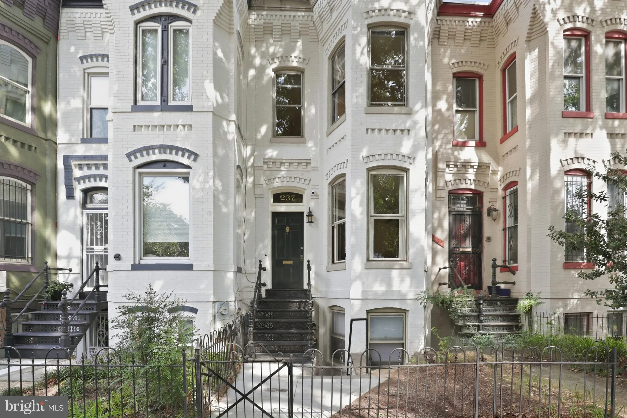 237 8TH STREET, Washington, DC 20002