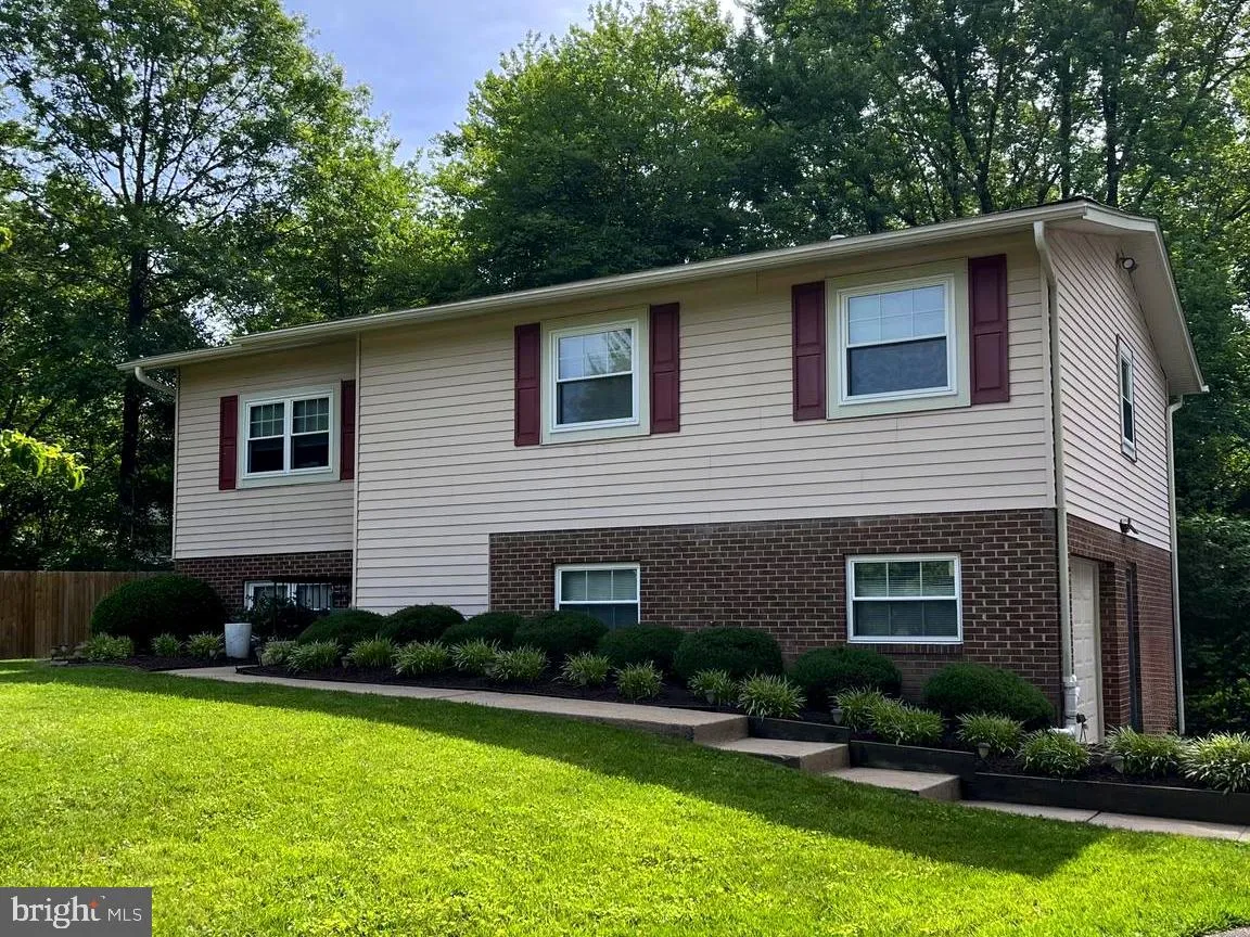 911 MCDANIEL COURT, Herndon, VA 20170