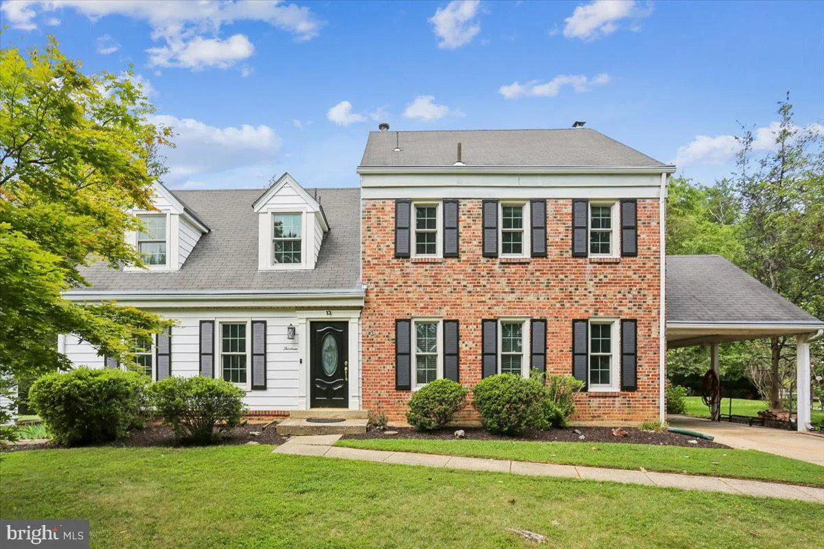 13 PITT COURT, Rockville, MD 20850