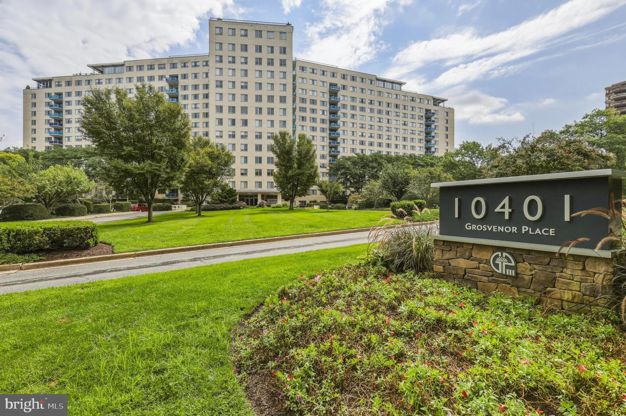 10401 GROSVENOR PLACE, Rockville, MD 20852