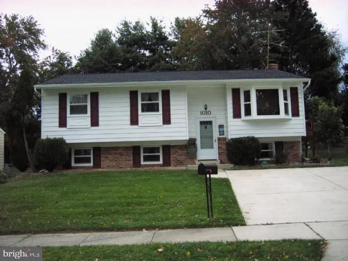 1010 JULIAN PLACE, Rockville, MD 20852