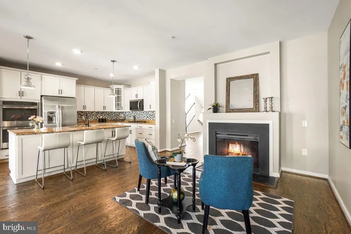 121 COPLEY CIRCLE, Gaithersburg, MD 20878