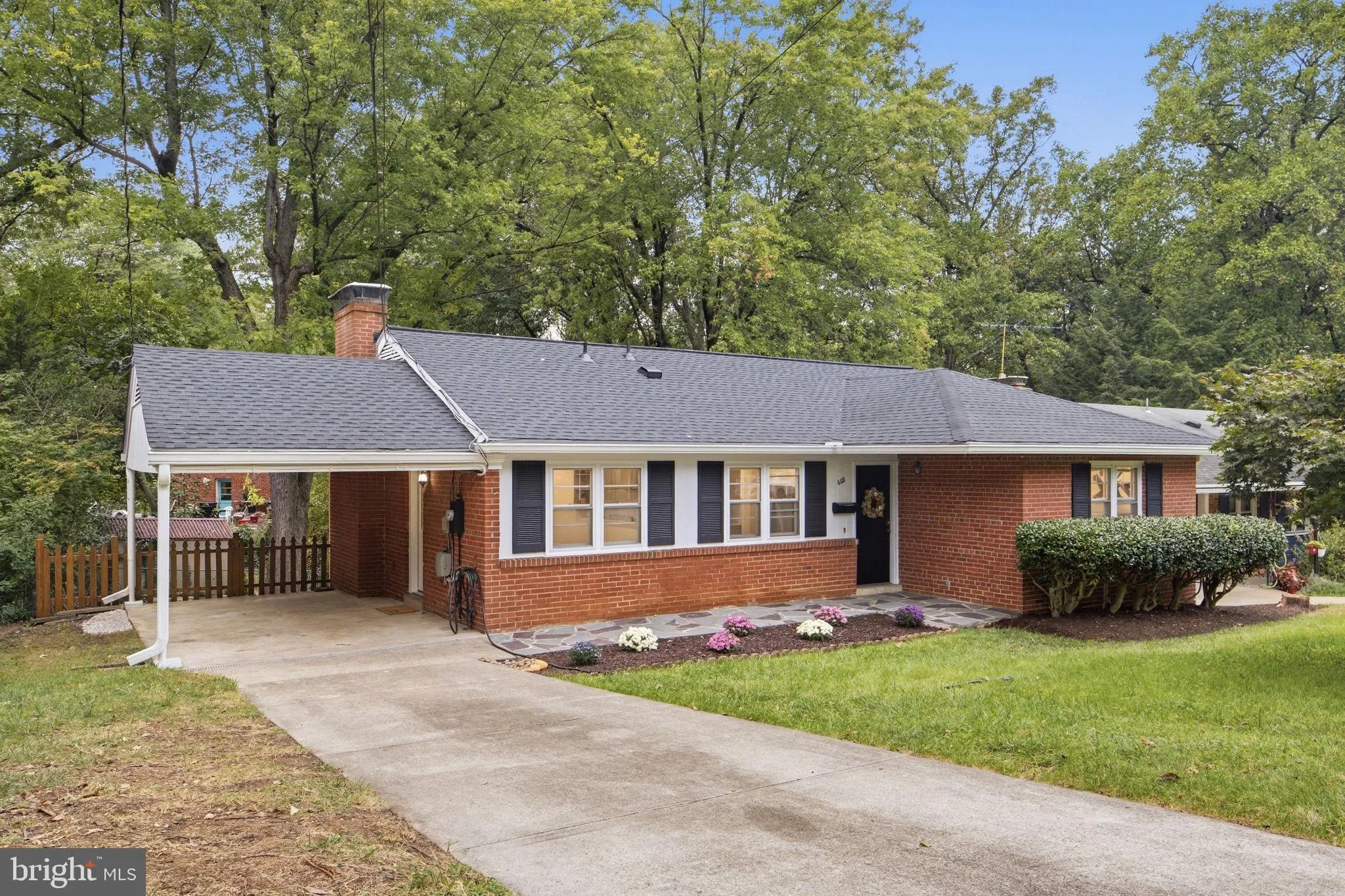668 ILLINOIS STREET, Arlington, VA 22204