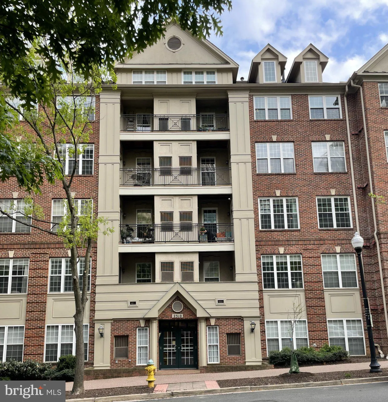 2310 14TH STREET, Arlington, VA 22201