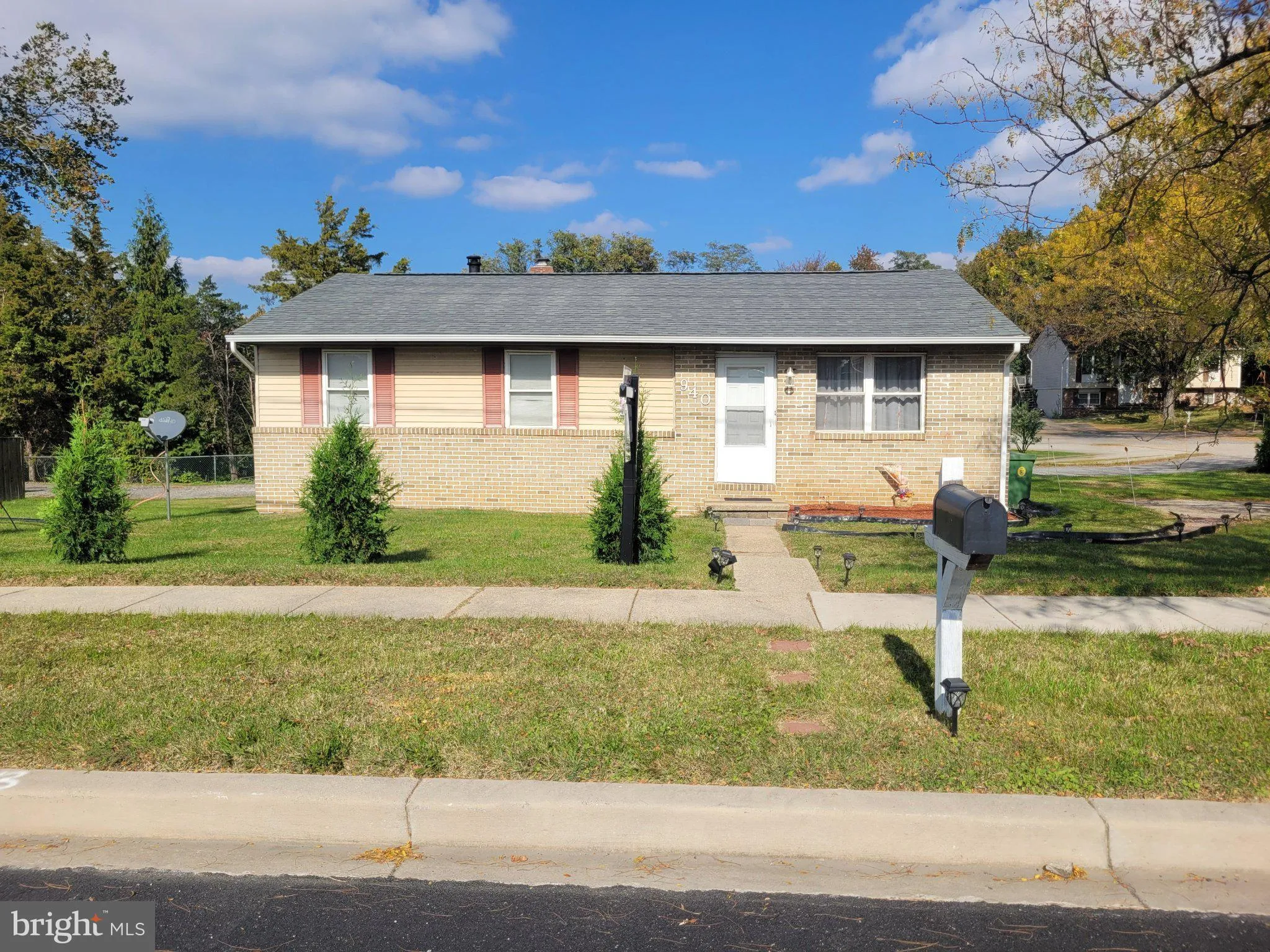 940 HAMMONDS LANE, Brooklyn, MD 21225