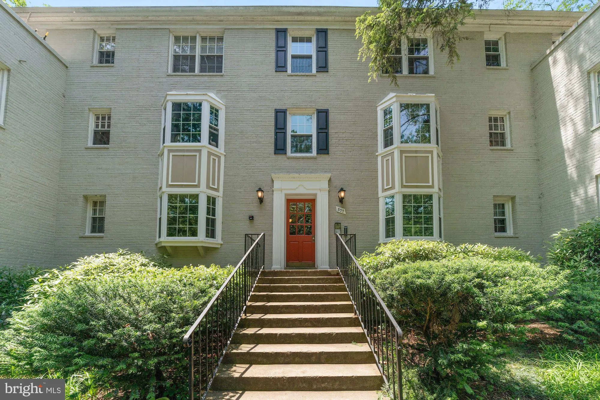 800 ARLINGTON MILL DRIVE, Arlington, VA 22204