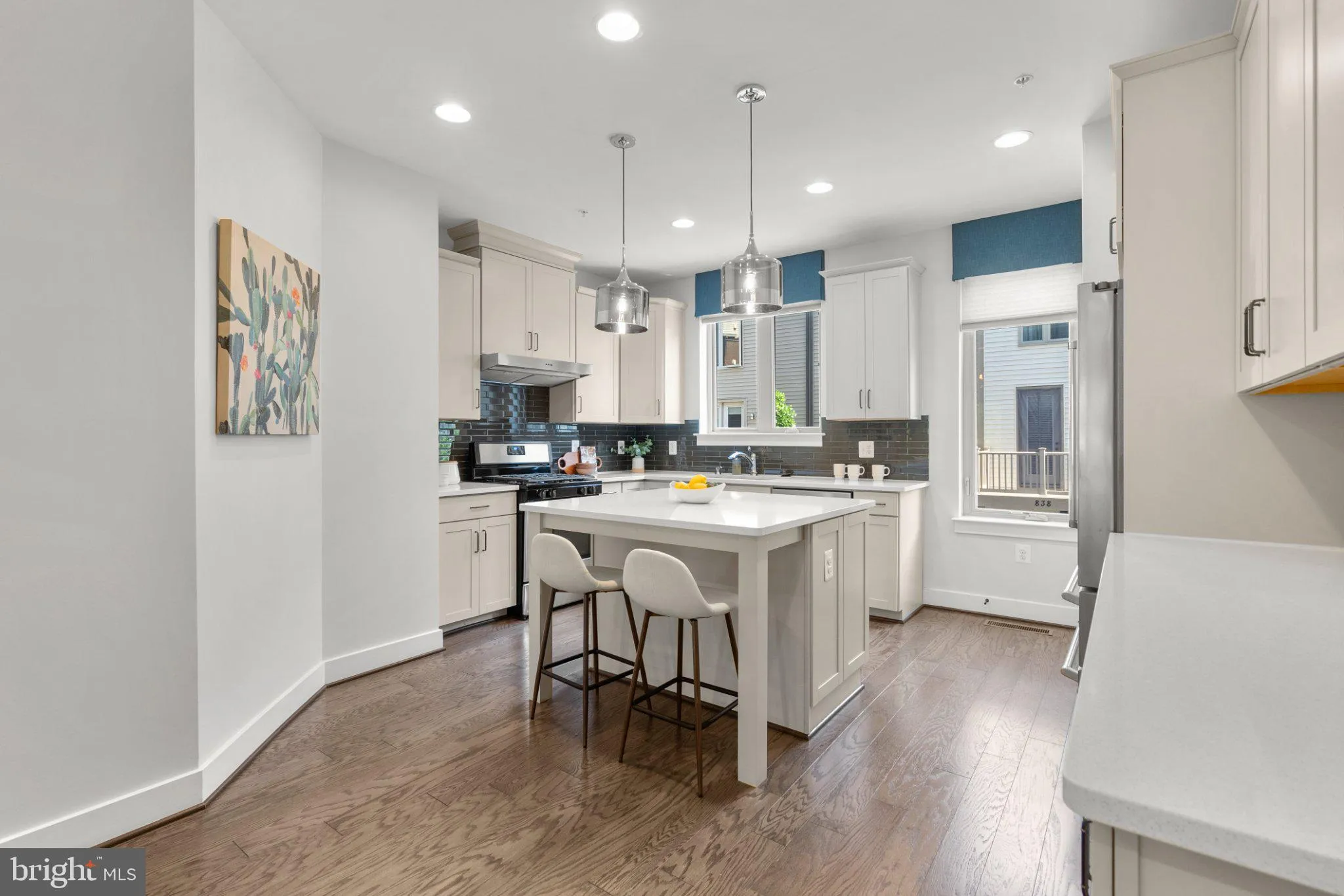 820 THOMPSON CRESCENT, Rockville, MD 20852