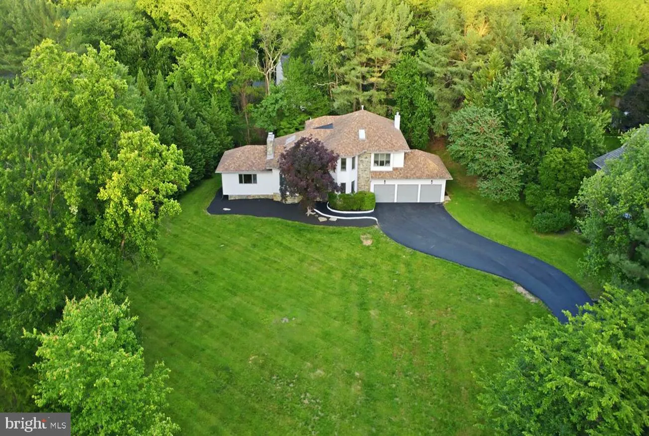 905 FALLS BRIDGE LANE, Great Falls, VA 22066