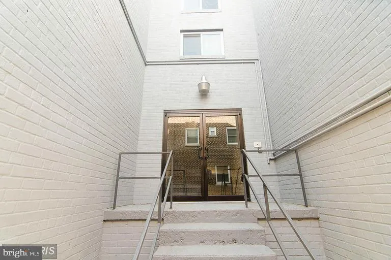 1679 W STREET, Washington, DC 20020