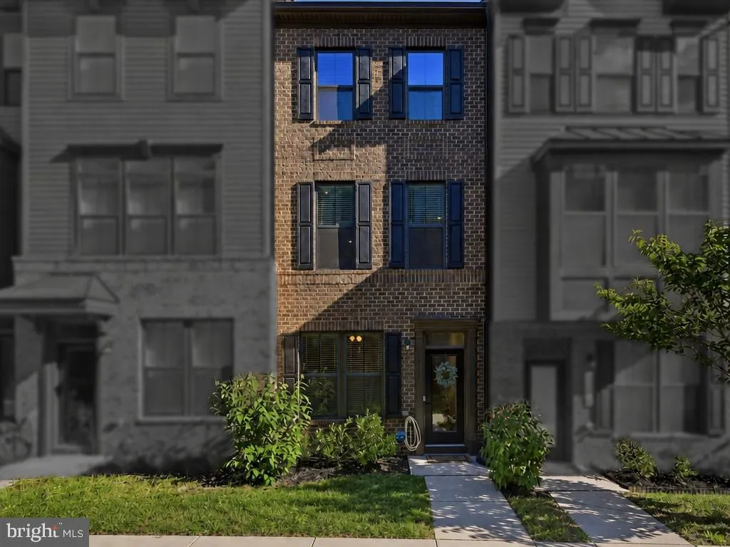 13921 AIRFOIL ROAD, Herndon, VA 20171