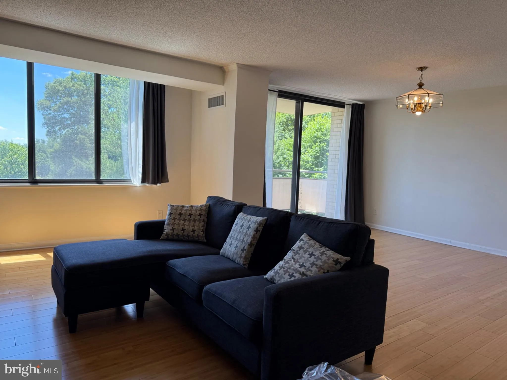 5225 POOKS HILL ROAD, Bethesda, MD 20814