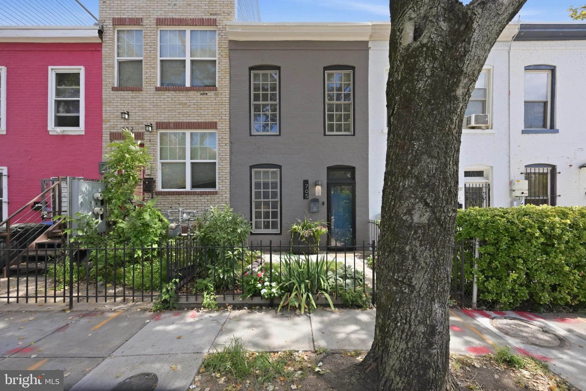 705 18TH STREET, Washington, DC 20002