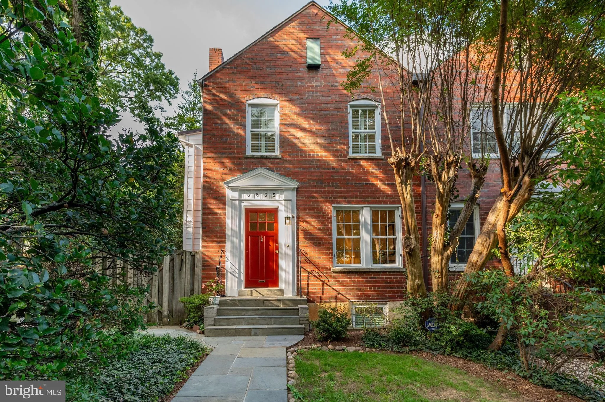 3835 S STREET, Washington, DC 20007