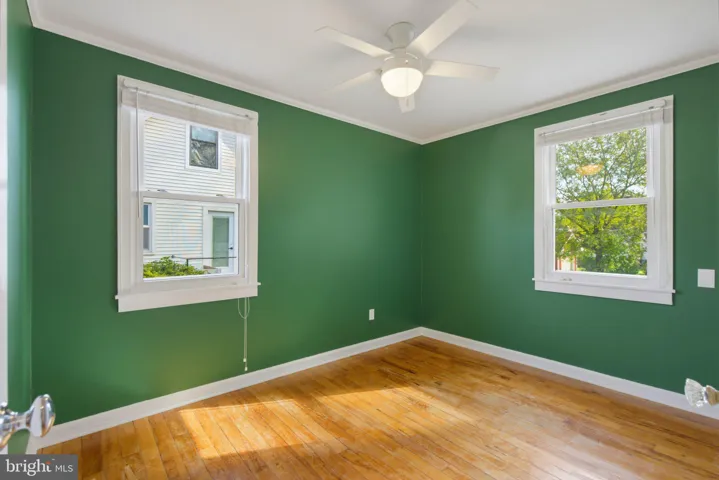 4021 Maple St, Fairfax, Virginia 22030