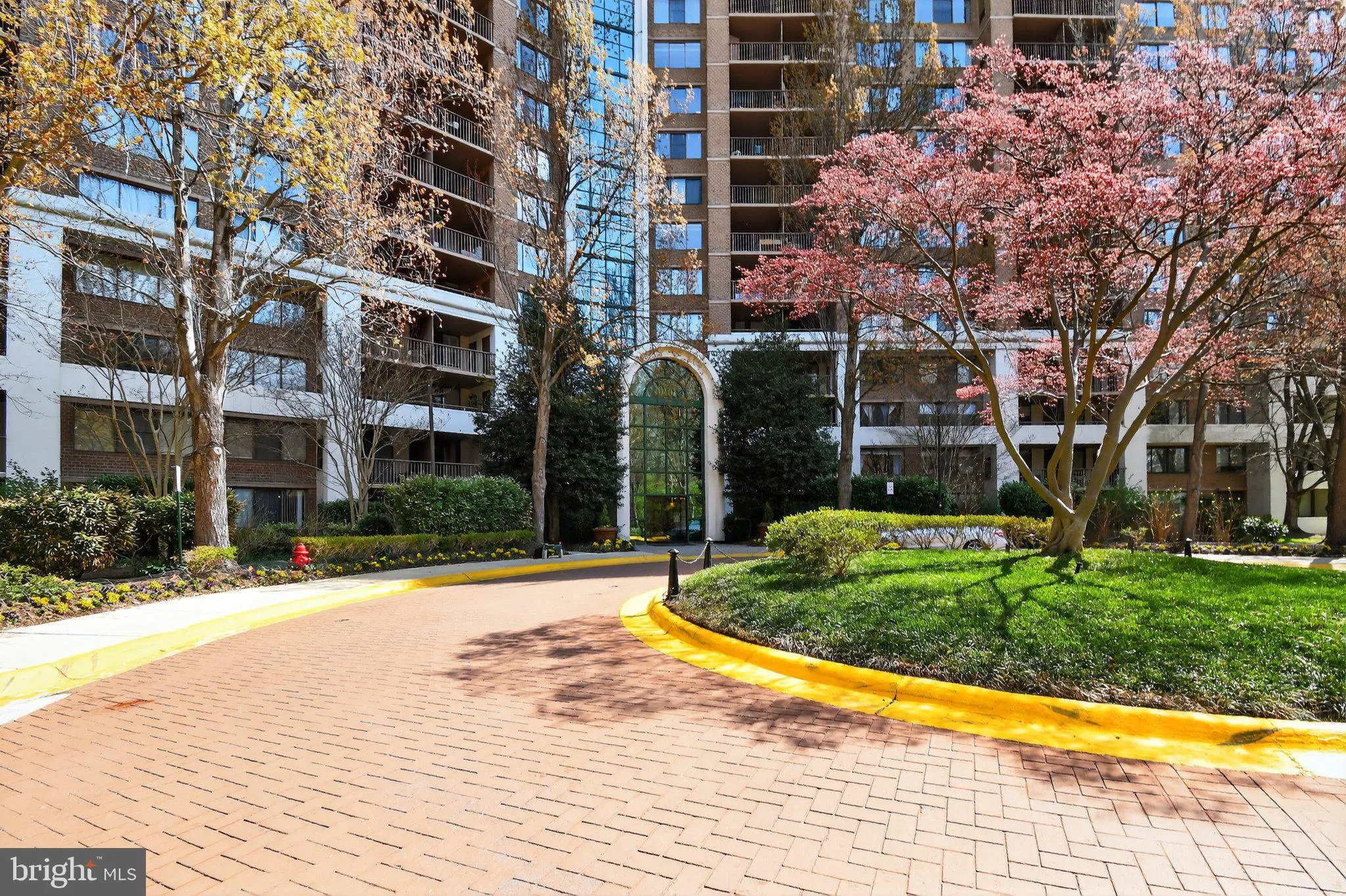 10101 GROSVENOR PLACE, Rockville, MD 20852