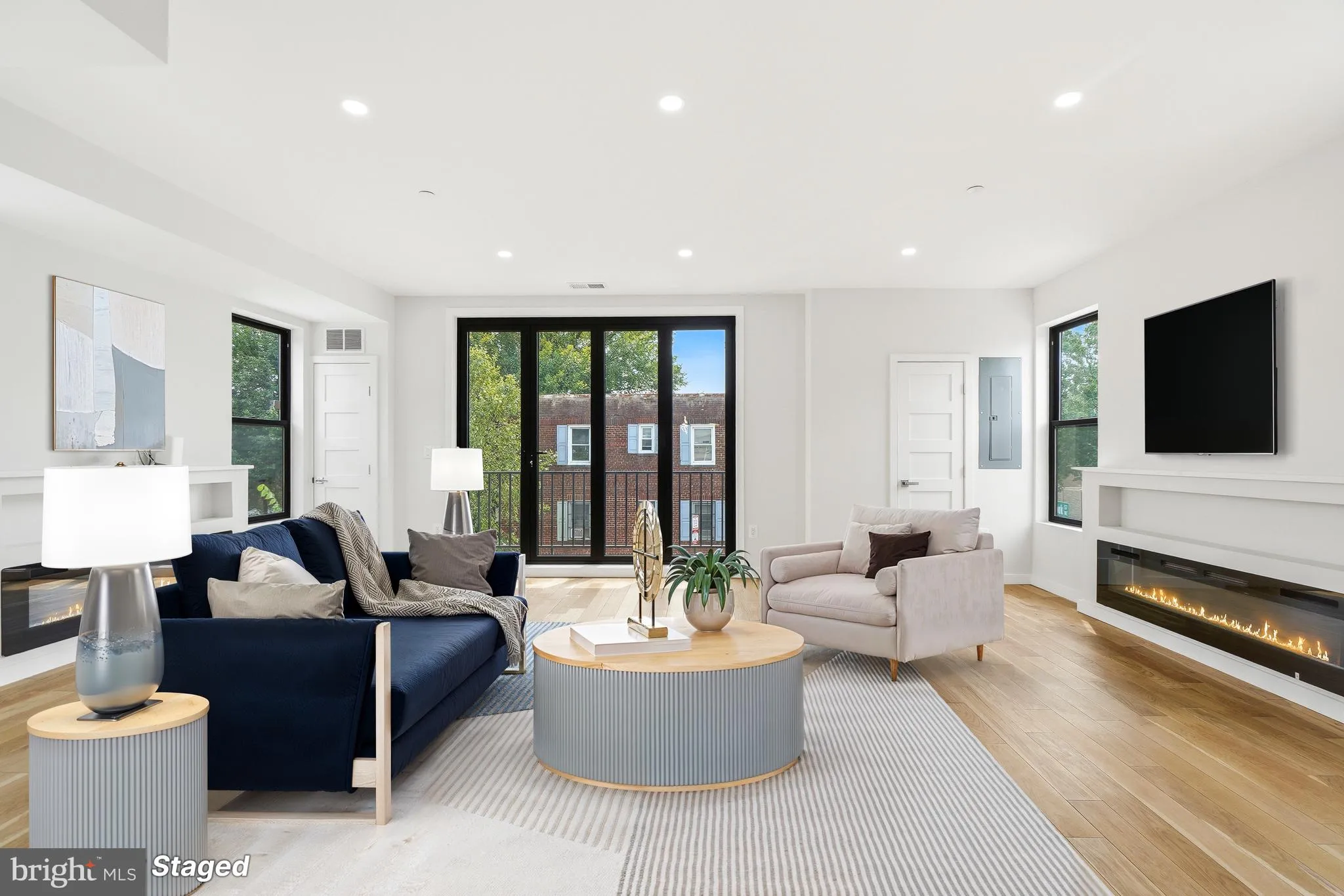 1516 LEVIS STREET, Washington, DC 20002