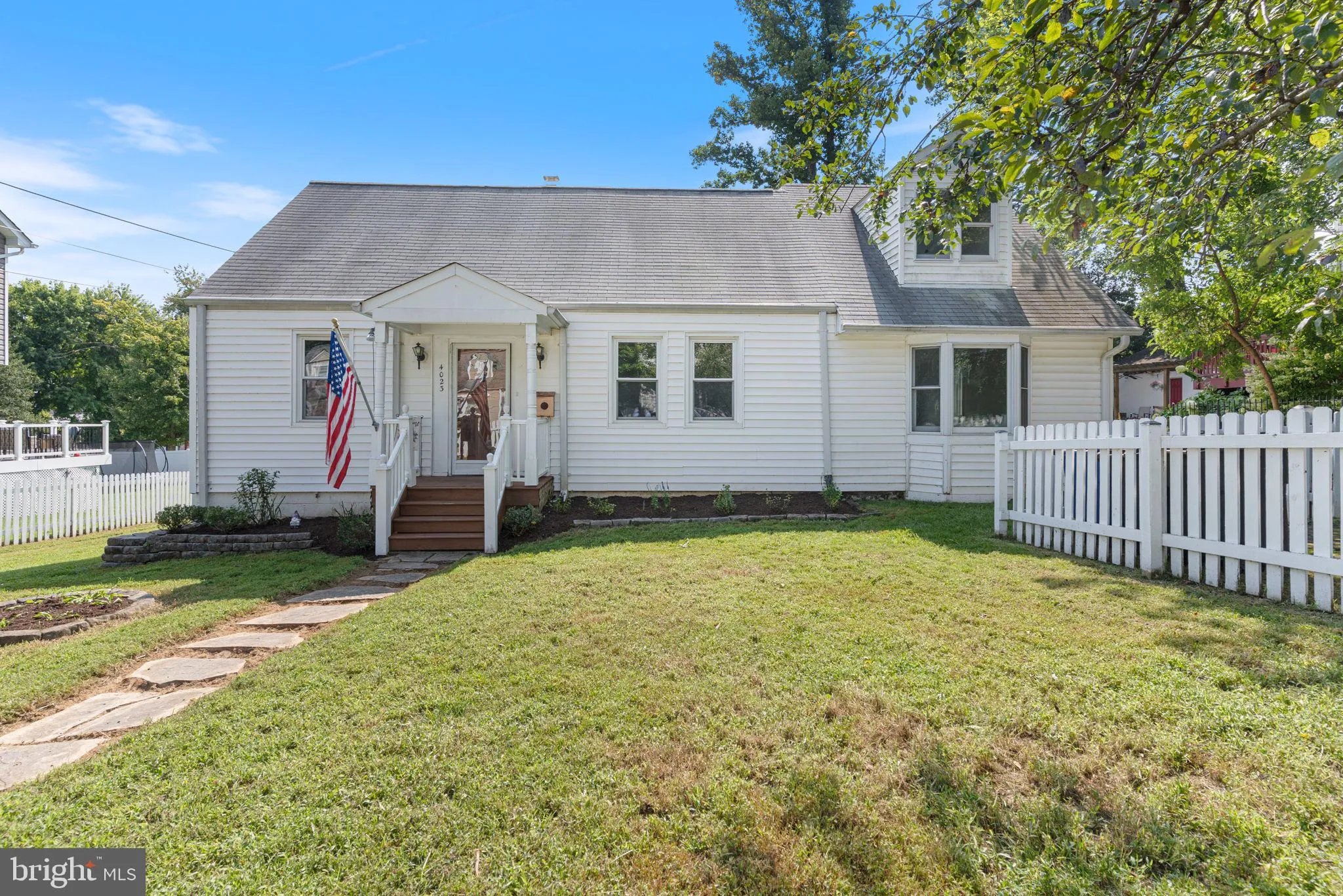 4023 POPLAR, Fairfax, VA 22030