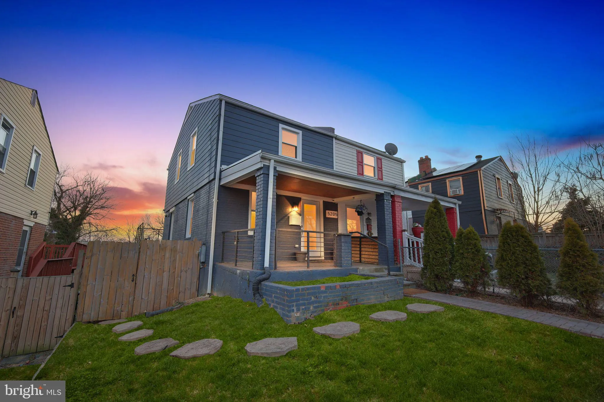 5205 JAY STREET, Washington, DC 20019